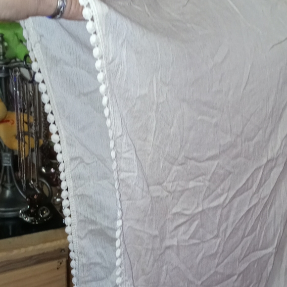 Poncho - Picture 3 of 3